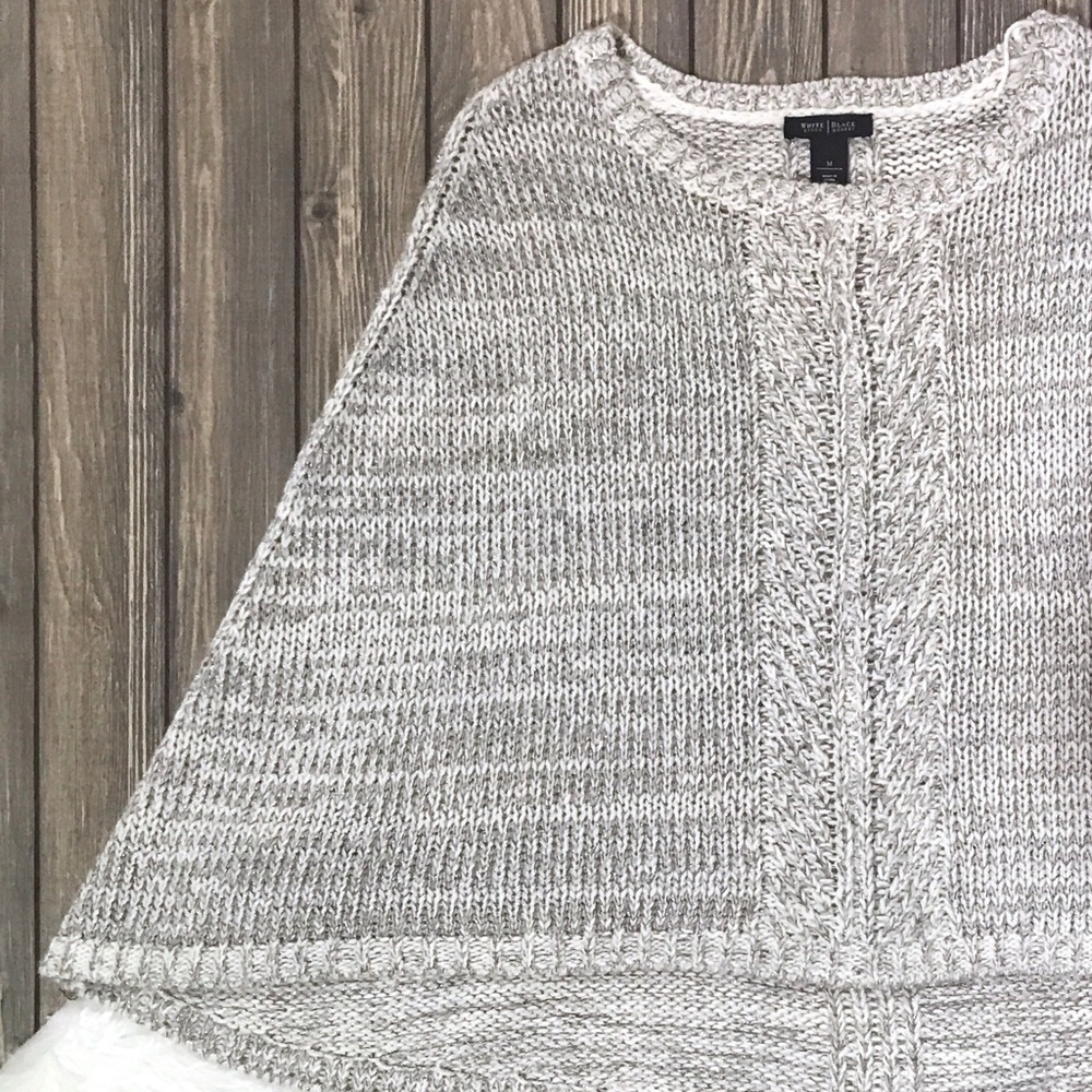 White House Black Market | Sweater Cape Poncho Med